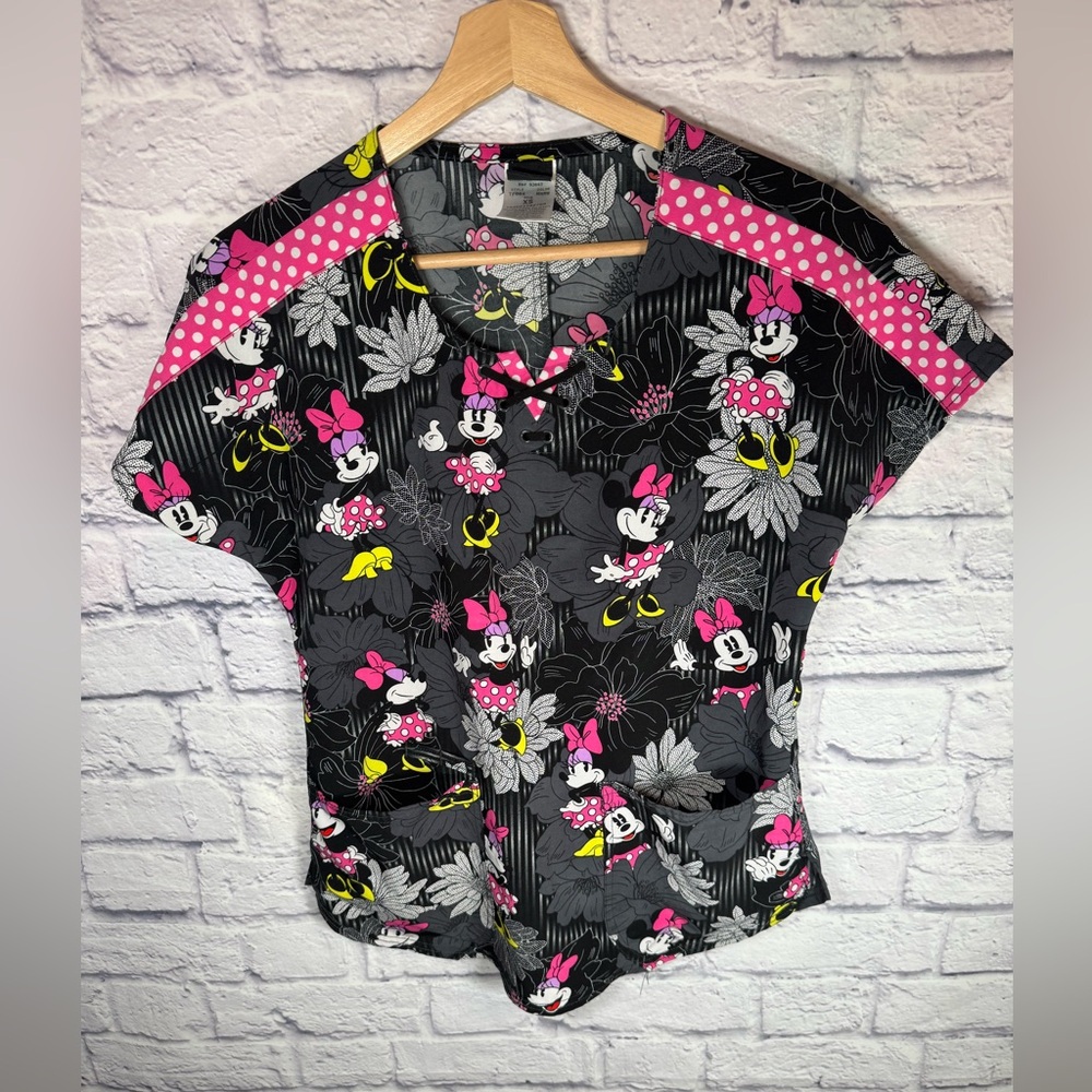 Disney Minnie Mouse Scrub Top Womens size XS black & pink color